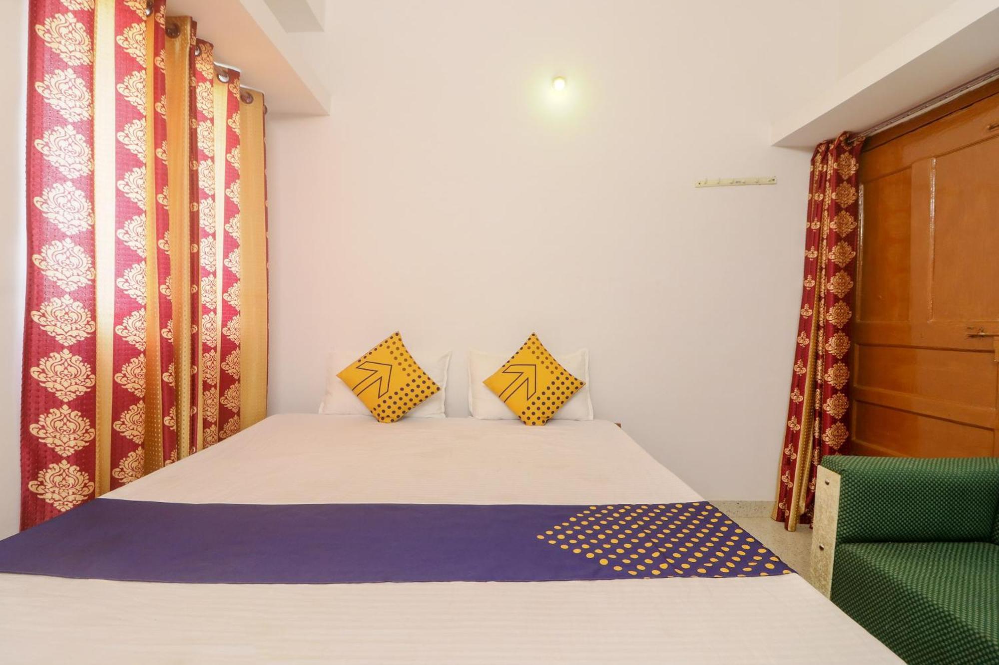 Spot On Hotel Om Kanha Bilāspur Eksteriør billede