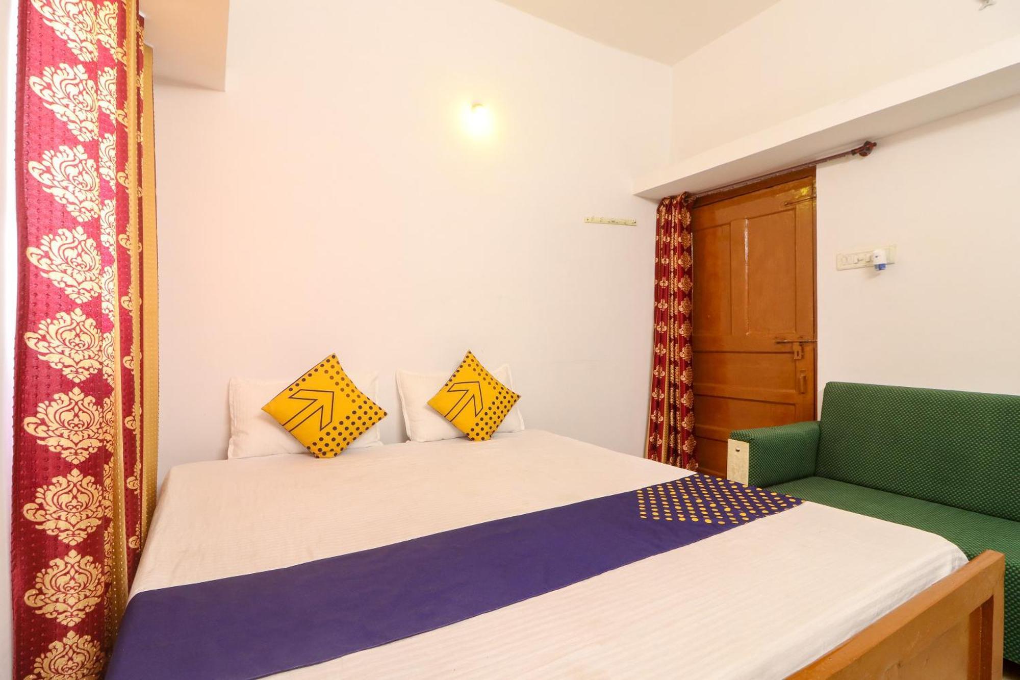 Spot On Hotel Om Kanha Bilāspur Eksteriør billede