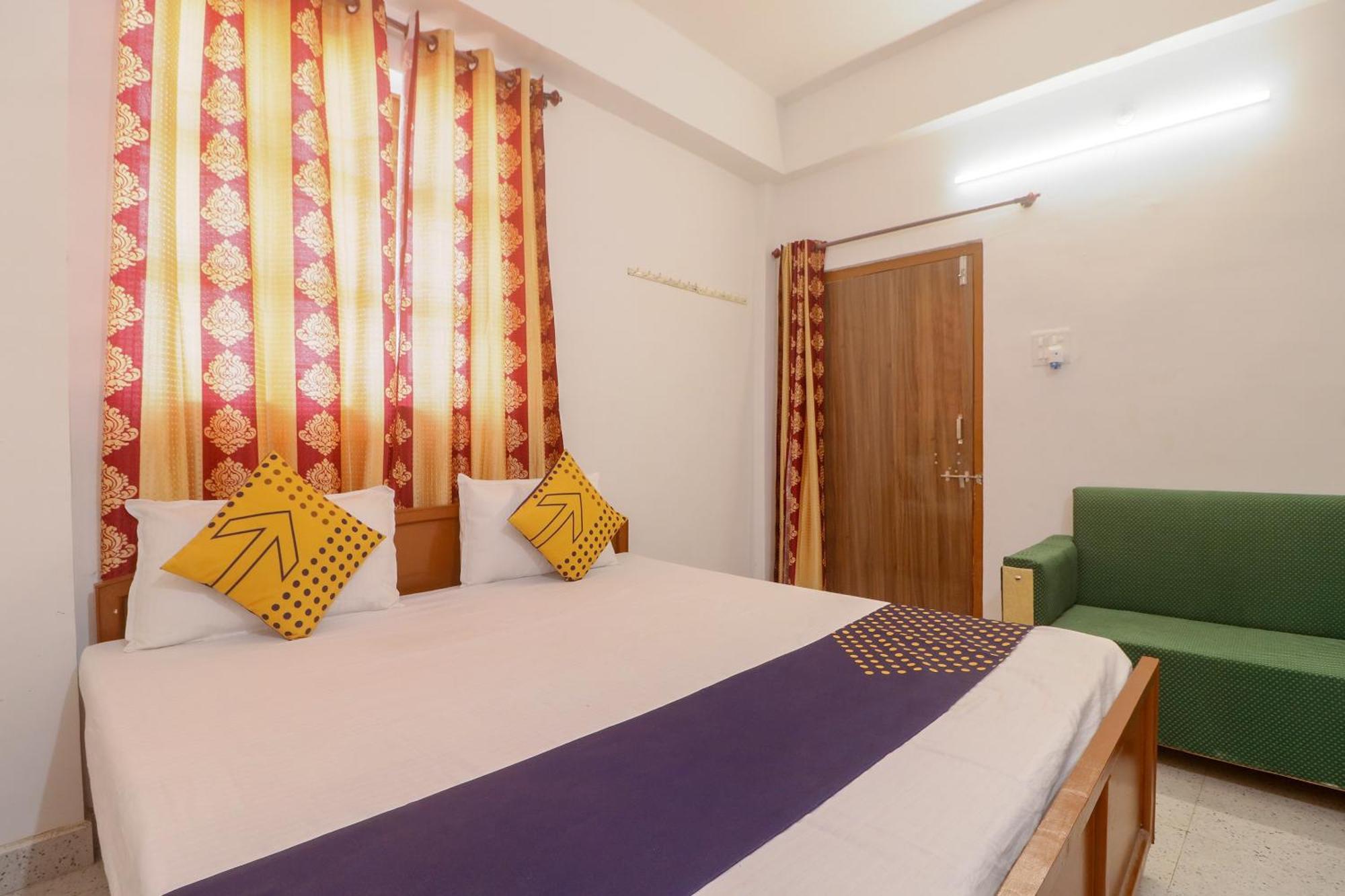 Spot On Hotel Om Kanha Bilāspur Eksteriør billede